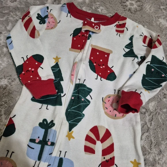 Carter's Unisex Christmas Cotton Sleeper Size 18M - Picture 2 of 3